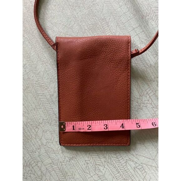 Crossbody 7 x 4” tan double compartment bag - Picture 10 of 15